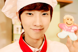 chaootic:  10/50 pictures of Jinyoung 