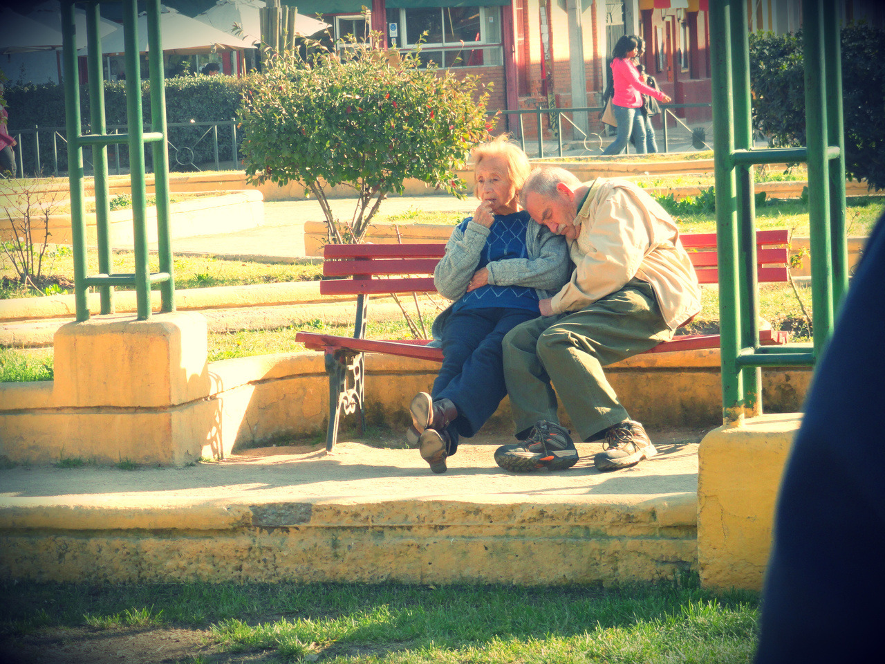 break-you-hard:  ¿A quien no le gustaría estar con su pareja juntos hasta viejos