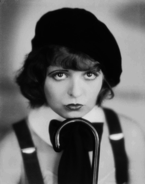  Clara Bow (July 29, 1905 – September 27, 1965) Bow was an American actress who rose to stardom in t