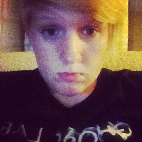 Mom bailed and doesn’t feel good and said I can’t go somewhere to see the meteor shower by myself :’(  (Taken with Instagram)