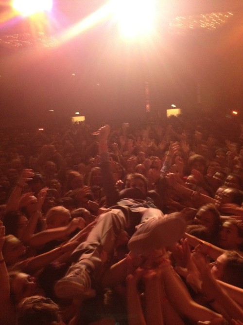 fishingboatproceeds:This is a photo of me stagediving at LeakyCon. It was taken by the lovely and ch