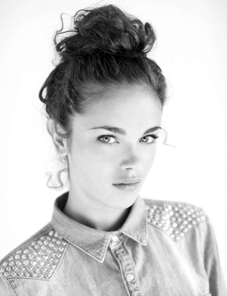 city-of-lost-souls:  Jena Goldsack 