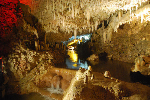 Flowing streams and deep pools of crystal clear water inside Harrison&rsquo;s Cave, Barbados (by ben