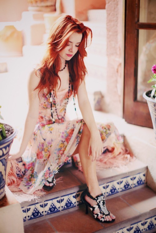 Lovely dress, slim redhead.