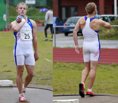 temple-of-apollo:  sports dick