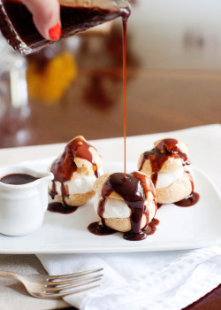 gastrogirl:  classic profiteroles. 