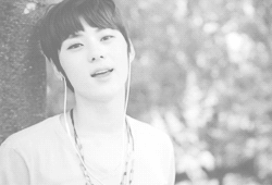 dosnuts:  domilk:2/100: Gifs/Edits of my favourite KPOP band. Not Over You MV. (ﾉ◕ヮ◕)ﾉ