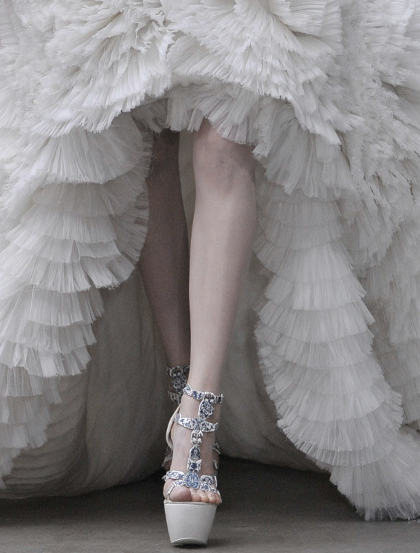 erymanthian: Alexander McQueen Autumn/Winter 2011 