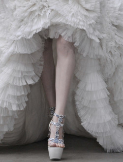 erymanthian: Alexander McQueen Autumn/Winter 2011 