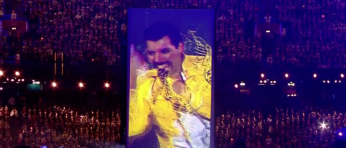 throughakaleidescope:I am in tears because everyone singing along to Freddie Mercury and he was my c