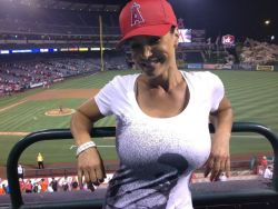 mariennesilverleaf:  Lisa Ann at an Angels