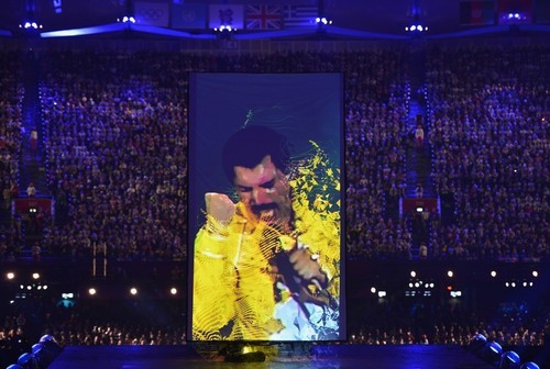 fuckyeahmercury:Nearly 21 years since his death, and Freddie Mercury still commands an audience like