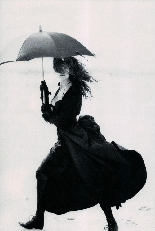 beautifulboulevards: Lisa Berkley 1987, photographed by Marco Glaviano. 