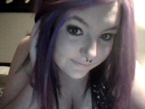 amber-arsenic:  chubby-bunnies:  Hello! My name is Amber and I am a size US 14. Im 5’3 tall an