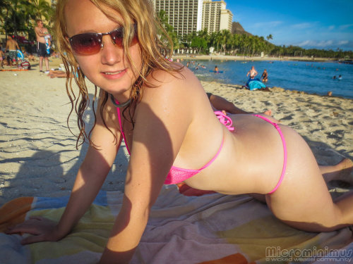 Porn photo   Come visit me at the beach! <3 Kim