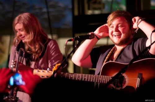 somemonkeybusiness:  Ragnar “Raggi” Þórhallsson of monsters and men so cute! :P   let me at least talk to this guy cuz hes just fucking amazing and so is his music
