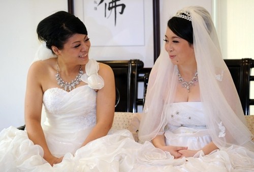 thedailywhat:  Same-Sex Buddhist Nuptials of the Day: Their union may not be legal,