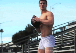 yes, I went to my school&rsquo;s football practices because I love football!