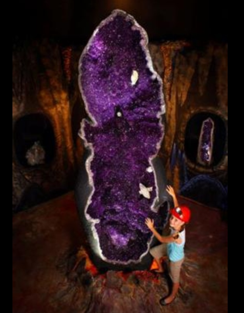 Largest Amethyst Geode in the World!