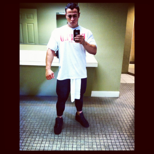 rayheath:  Monday August 13th Today’s routine started early with my morning abs & cardio session