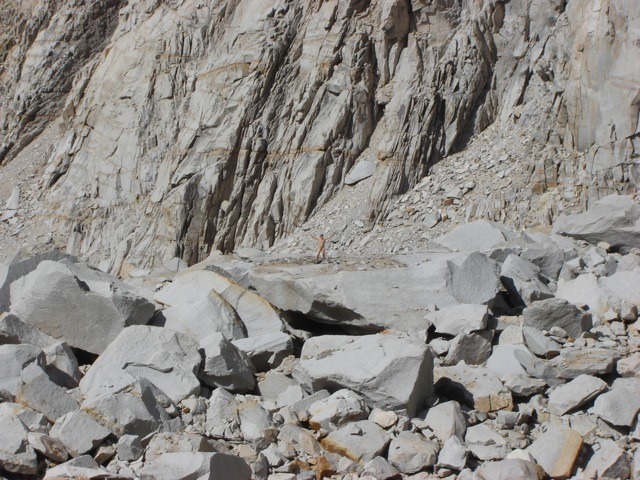 This is another one of Misha Collins’ nude pictures he posted on his Twitter.
Look closely and squint and you will see a little ant like human on the rocks.
Yeah, that’s Misha.
The eternal tease.
LOL.