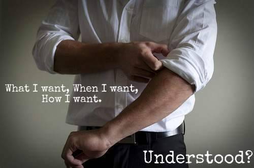 mistresswithin:  kittenskeeper:  I expect an answer…   This is so sexy! ;) I get
