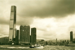 clewesy:  Kowloon Side - [Ricoh] 