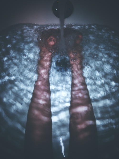 oh-colorful-pills:  no weed here 