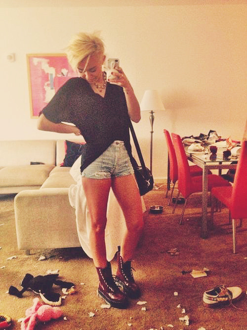 Miley cyrus short hair