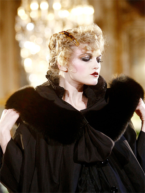 “vlada roslyakova at john galliano f/w 2011-2012”