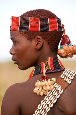 howiviewafrica:  Thamay tribe, Omo River Vally, Ethiopia.© Jim Zuckerman 