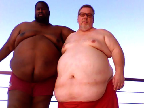 superchubby: Two giants