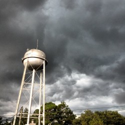 Yea bout to rain  (Taken with Instagram)