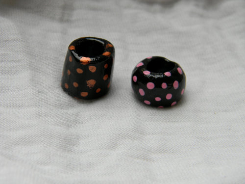 I have an Etsy shop, Spiniflora Emporium, where I currently sell dreadlock beads! This is a two set of polka dot beads, approximately 1 centimeter. Check ‘em out by clicking the picture!