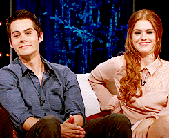 sterekmess:Would you want to see Lydia give Stiles a shot? Holland is having none of your bullshit.