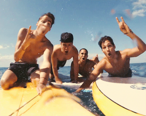 tandude: ☼follow me tandude.tumblr.com for a 110% active Summer blog ran by a straight boy who loves