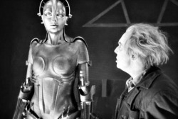 Metropolis (1927, dir. Fritz Lang) 