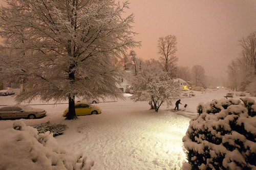  The sky when it snows is absolutely perfect. It can be 1 o’clock in the morning and bright outside. The silence of everything when it snows is beautiful. You can barely hear a sound when the snow covers everything. Just watching the snow fall and