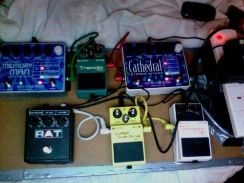 The pedalboard I imagine I’ll be using for the foreseeable future. Made from a spare piece of 
