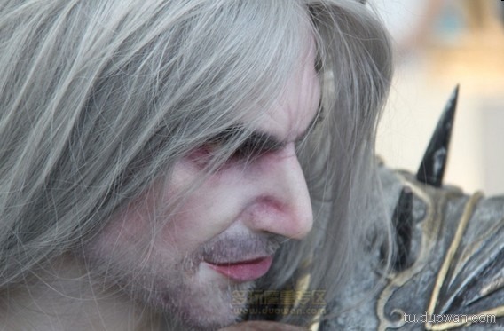 loraclespeaks:  korkrunchcereal:  neolasunblade:  bluexcanary:  fuckyeahlichking: