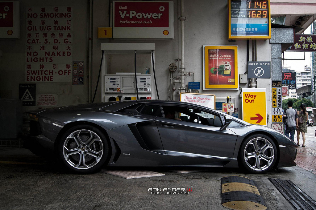 automotivated:  crash—test:  Lamborghini Aventador (by ronalderwx1968)  