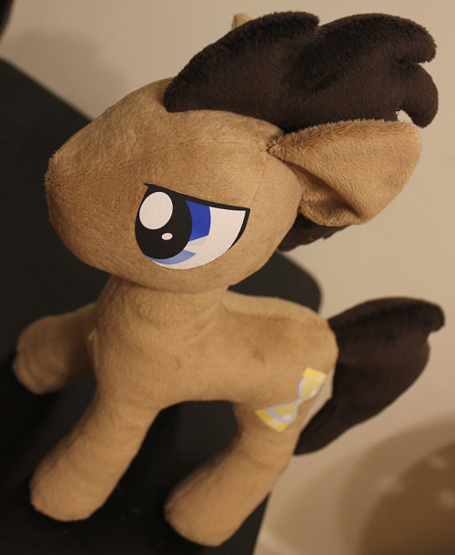 Doctor Whooves… Dr. Hooves… Time Turner? …Whatever. XD (He’s currently fo