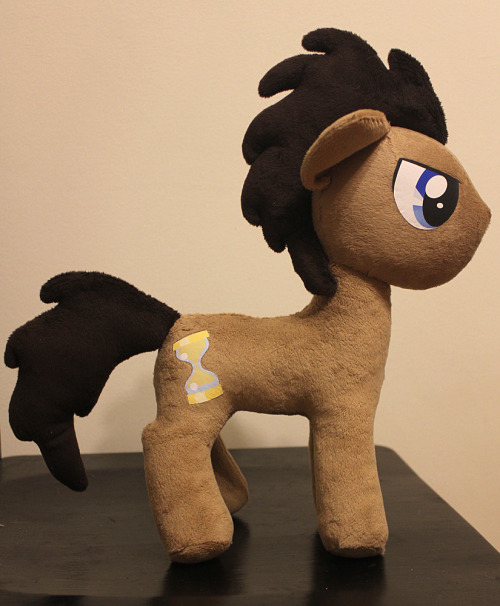 Doctor Whooves… Dr. Hooves… Time Turner? …Whatever. XD (He’s currently fo