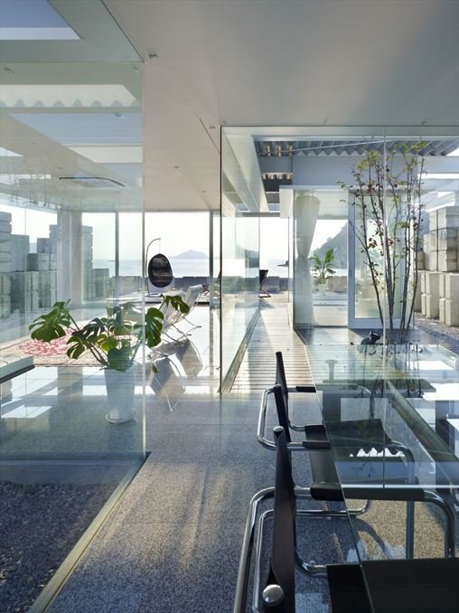 homedesigning:  (via Concrete Stack and Glass House) 