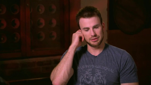 allaboutevans:  Scott Pilgrim vs. the World - Interview  Handsome <3.