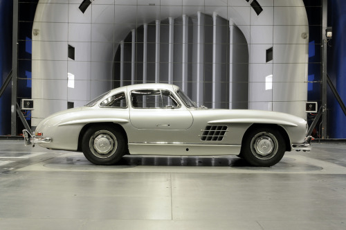 automotivated: Mercedes-Benz 300SL Coupé (W198) (by Auto Clasico) Gullwing