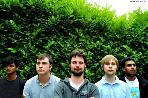 INTERVIEW: IN CONVERSATION – TREEHEAD With the band still sweating and hoarse from belting out masterfully-delivered vocals, top Cambridge webzine Slatethedisco.com caught up with local indie-rock band Treehead in The Corner House beer garden.
CLICK...