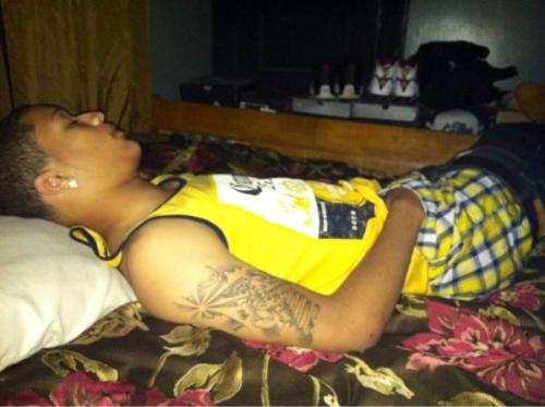 zonneesmith:  caught me slipping  