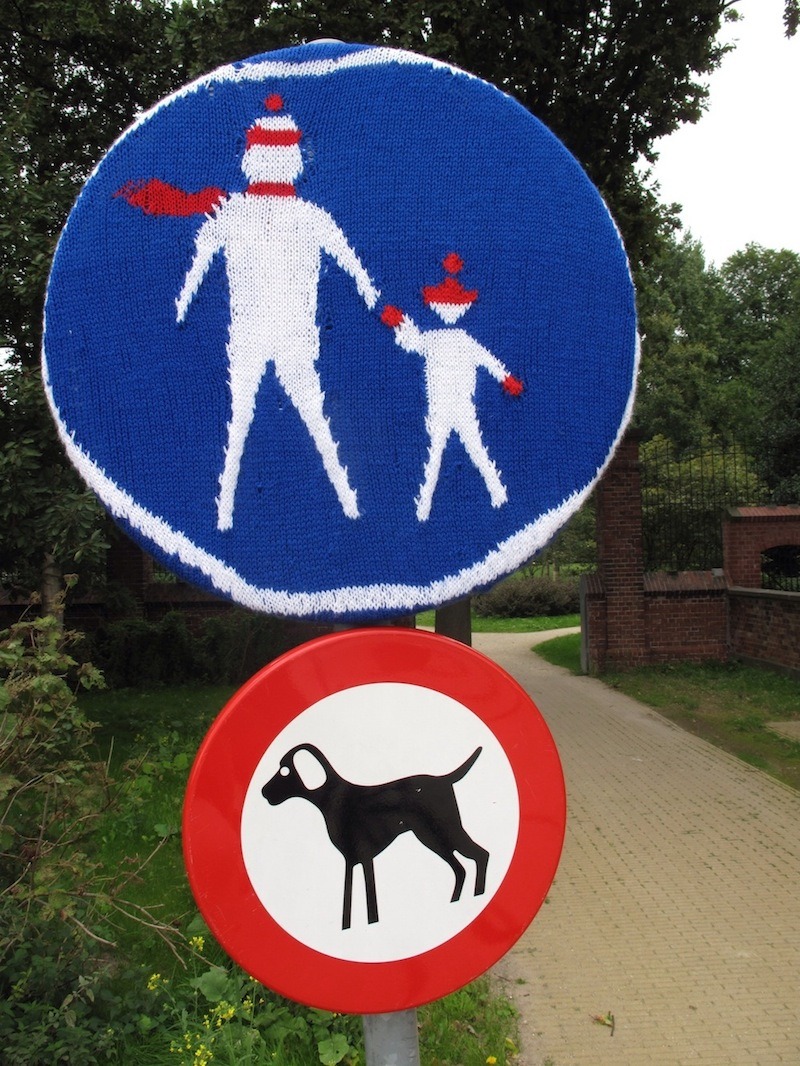 valt1:  A Collection I, Guerrilla Crochet by Knittaplease (Magda Sayeg) #YarnBombing