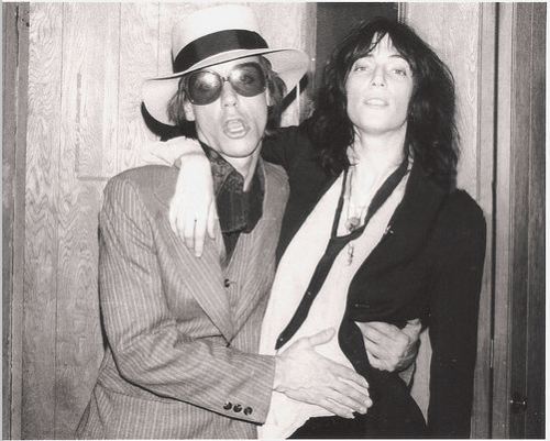 lamalanoche:Iggy Pop & Patti Smith photographed by Jim Cassatta. 